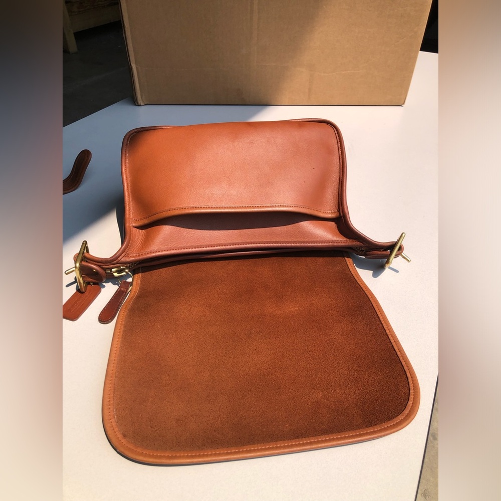 VINTAGE COACH #9951 BRITISH TAN LEATHER PATRICIA’S PURSE WITH HANGTAG - Picture 9 of 16